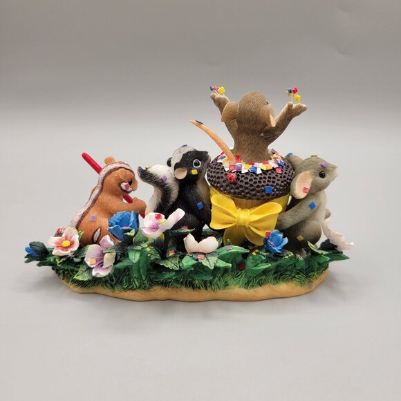 Charming Tails Friendship is the Reason to Celebrate Spec Event Figurine 2002 - Picture 4 of 8